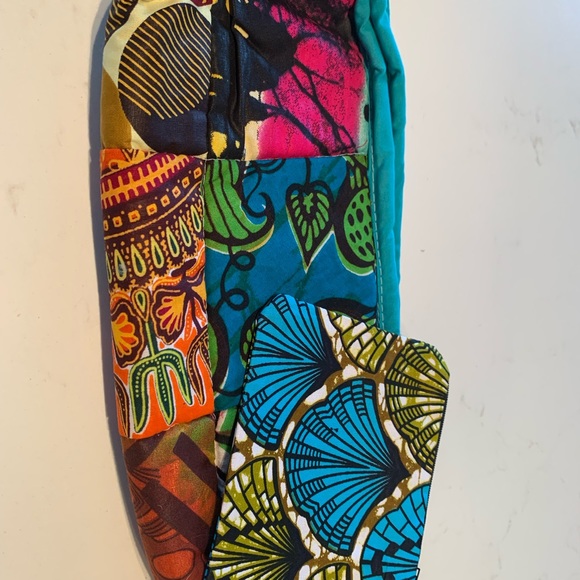 African Print cotton zip pouches-cosmetics, art supplies/toiletries/coins (2) - Picture 5 of 6